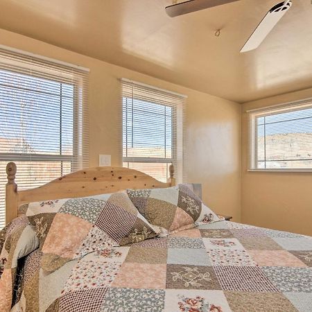 Cozy Home With Canyon Views 2 Mi To Grand Staircase Henrieville Luaran gambar