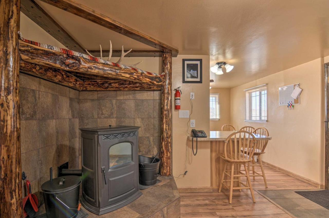 Cozy Home With Canyon Views 2 Mi To Grand Staircase Henrieville Luaran gambar