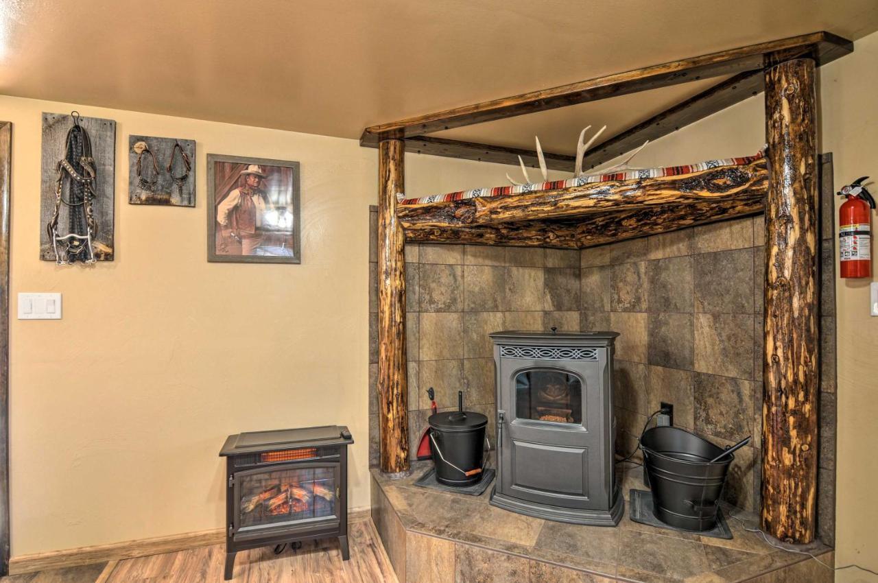 Cozy Home With Canyon Views 2 Mi To Grand Staircase Henrieville Luaran gambar