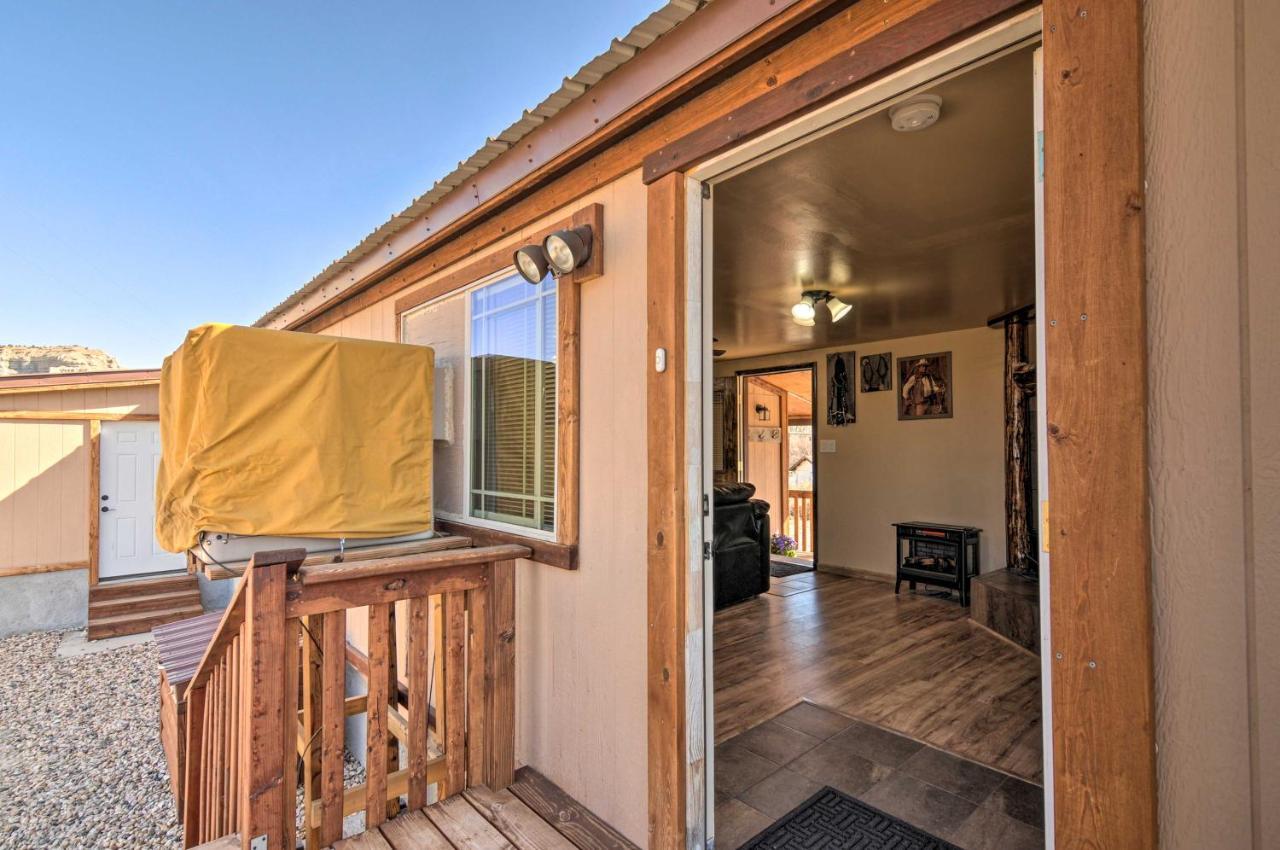 Cozy Home With Canyon Views 2 Mi To Grand Staircase Henrieville Luaran gambar